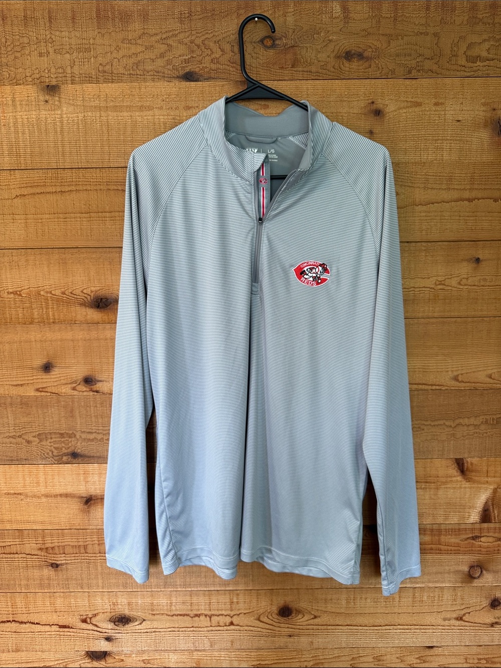 Men's Light Gray Quarter-Zip Swim Rash Guard - Long Sleeve